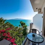 Blue Bay 4*