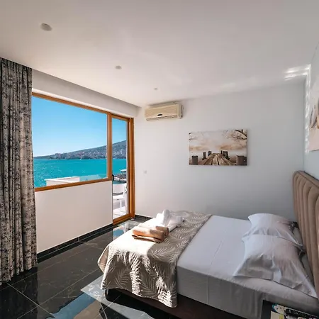 Blue Bay Hotel