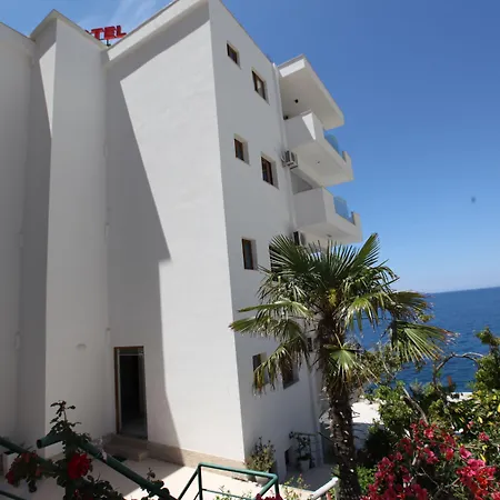 Blue Bay Саранда