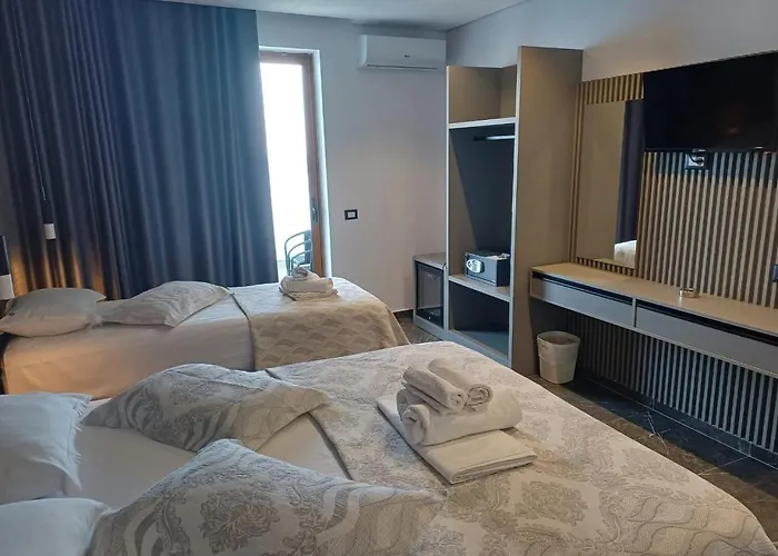 Blue Bay Отель Саранда