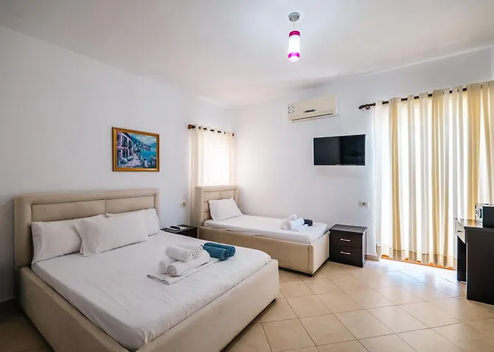 Отель Blue Bay 4*