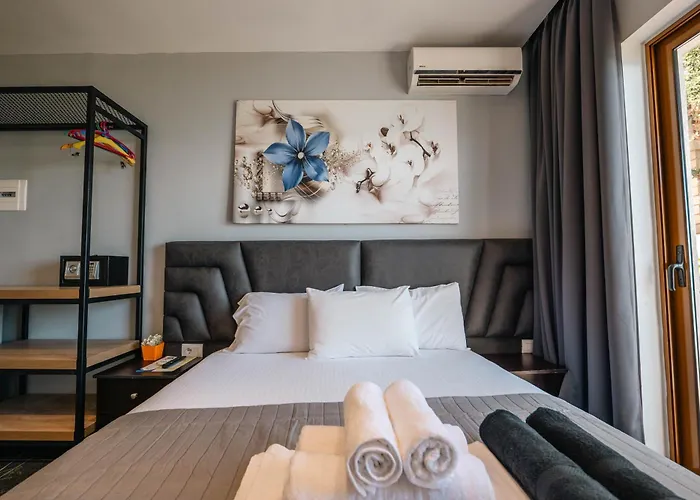 Отель Blue Bay Саранда