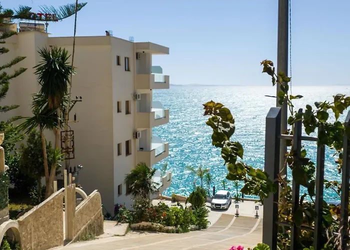 Blue Bay Отель 4*