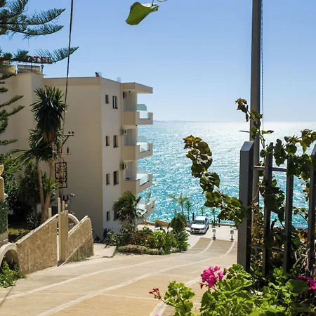Hotel Blue Bay 4*
